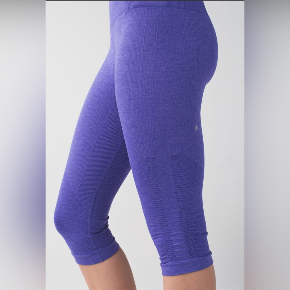 💜 Lululemon In The Flow Crop II Sz 8 💜